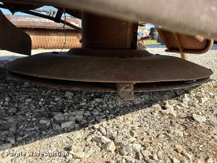 image for item EO4158 Vermeer 210 disc mower