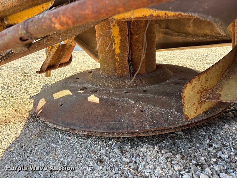 image for item EO4158 Vermeer 210 disc mower