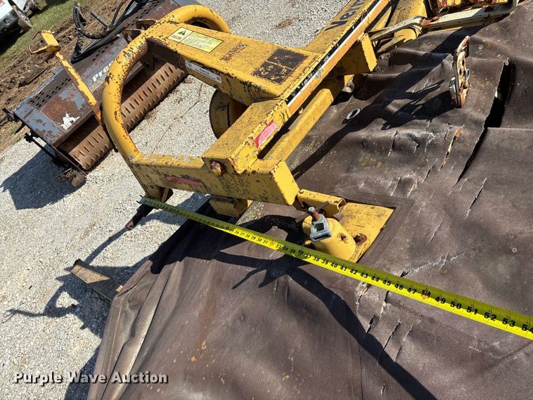 image for item EO4158 Vermeer 210 disc mower