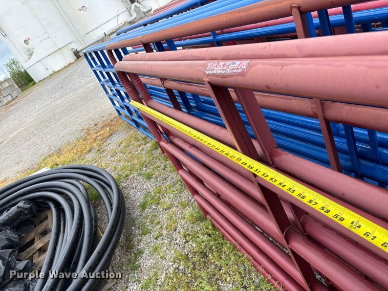 image for item EO4186 (36) livestock panels