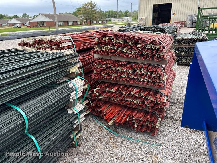 image for item EO4189 T-posts