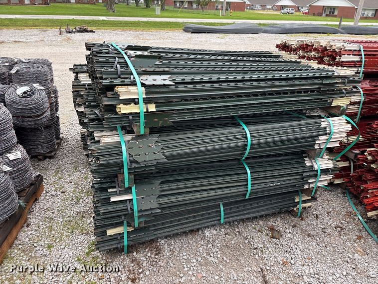 image for item EO4189 T-posts