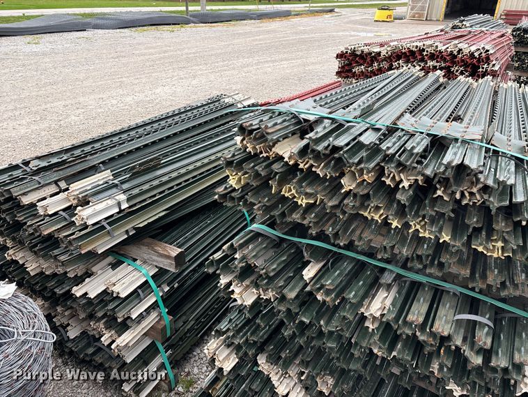 image for item EO4189 T-posts