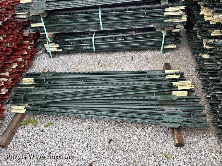 image for item EO4189 T-posts