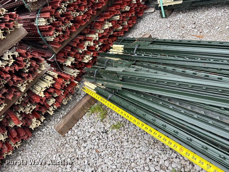 image for item EO4189 T-posts