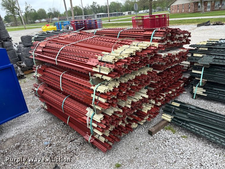 image for item EO4189 T-posts