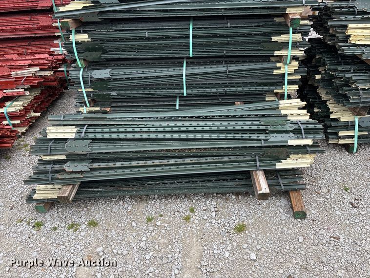 image for item EO4189 T-posts