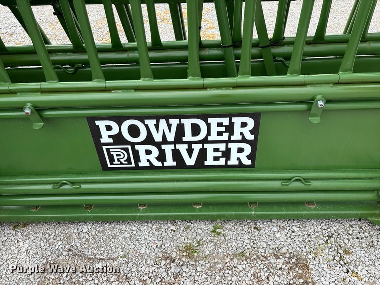 image for item EO4190 Powder River M1500 squeeze chute