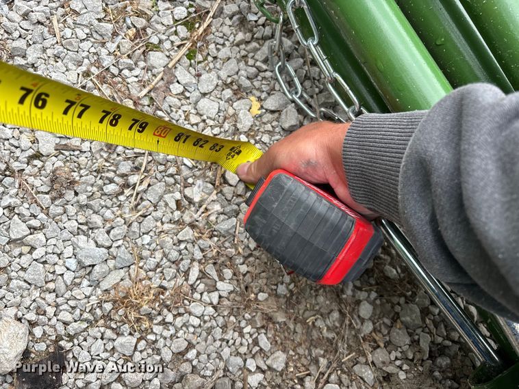 image for item EO4190 Powder River M1500 squeeze chute