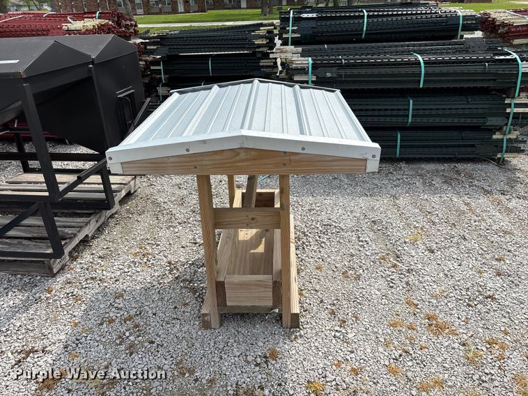 image for item EO4191 (3) livestock feeders