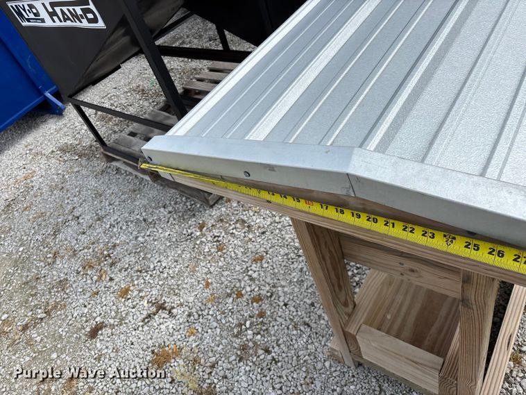 image for item EO4191 (3) livestock feeders