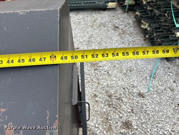 image for item EO4191 (3) livestock feeders