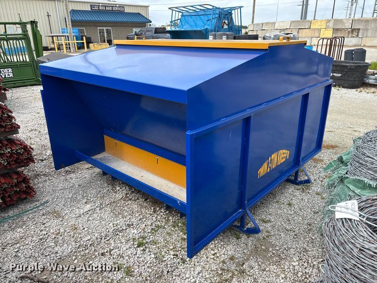 image for item EO4192 Twin 2-Ton Kreep'r livestock feeder
