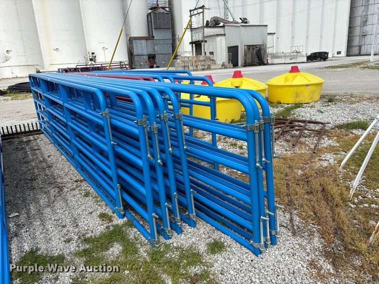 image for item EO4193 (16) MFA livestock panels