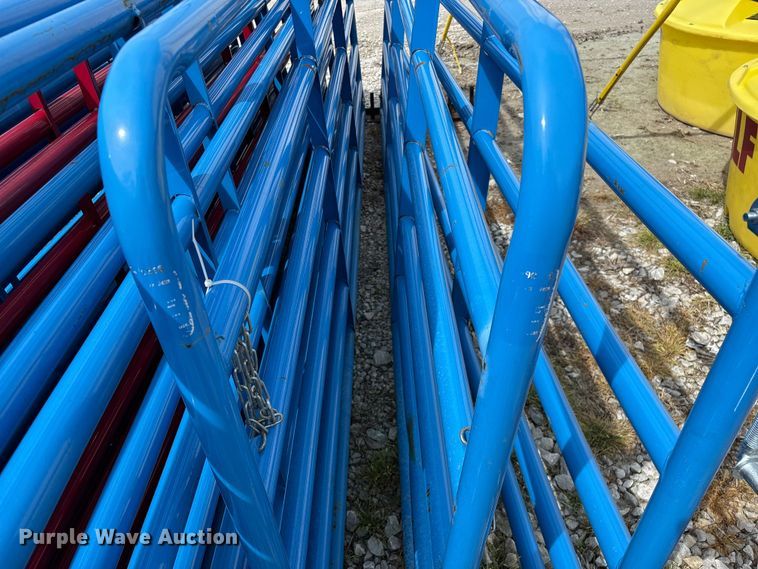 image for item EO4193 (16) MFA livestock panels