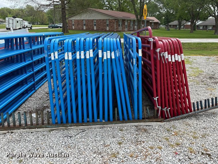 image for item EO4194 (27) MFA livestock panels