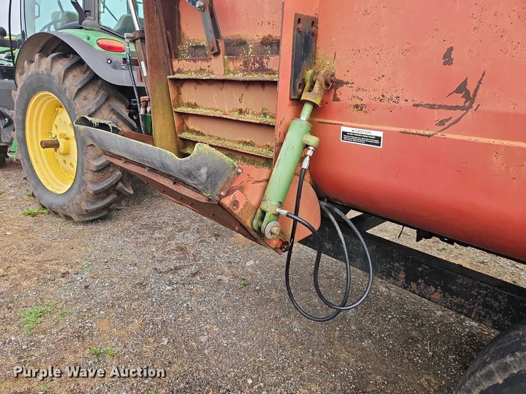 image for item EO7244 Roto-Mix 354-12 feed mixer