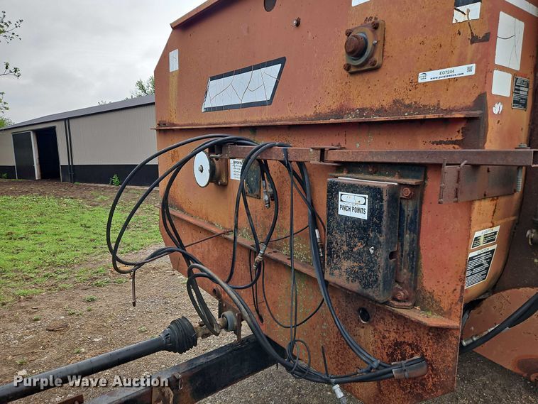 image for item EO7244 Roto-Mix 354-12 feed mixer