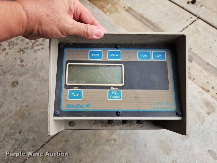 image for item EO7244 Roto-Mix 354-12 feed mixer