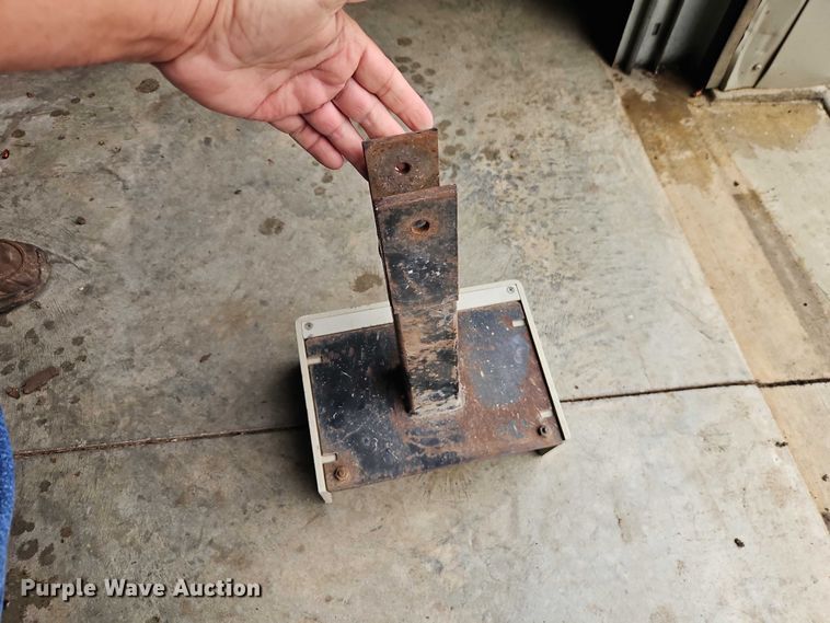 image for item EO7244 Roto-Mix 354-12 feed mixer