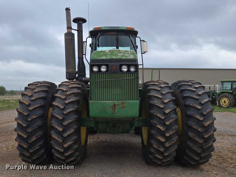 image for item ER1088 1984 John Deere 8650 4WD tractor