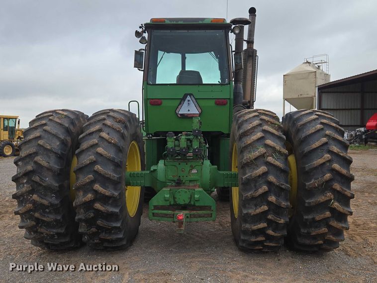 image for item ER1088 1984 John Deere 8650 4WD tractor