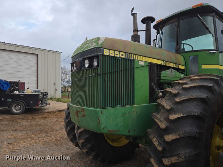 image for item ER1088 1984 John Deere 8650 4WD tractor