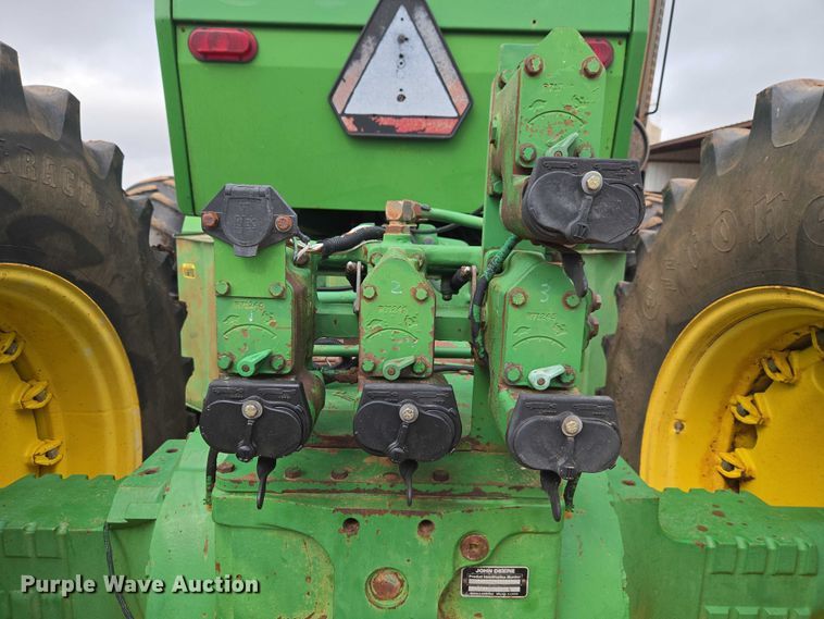image for item ER1088 1984 John Deere 8650 4WD tractor