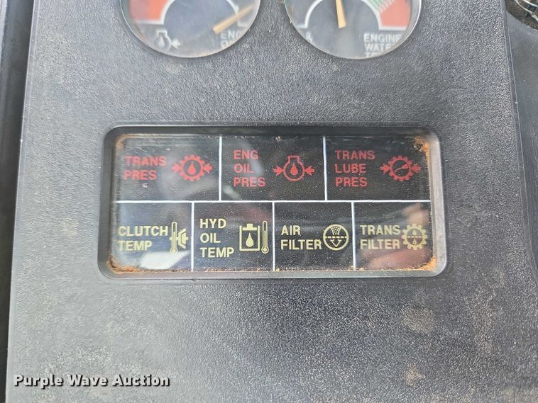 image for item ER1088 1984 John Deere 8650 4WD tractor