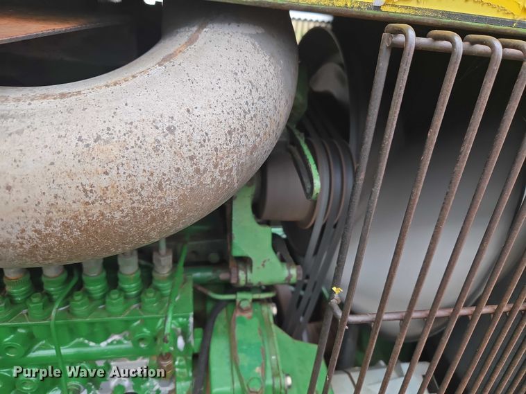 image for item ER1088 1984 John Deere 8650 4WD tractor