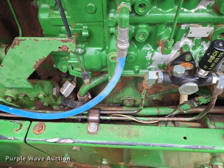 image for item ER1088 1984 John Deere 8650 4WD tractor