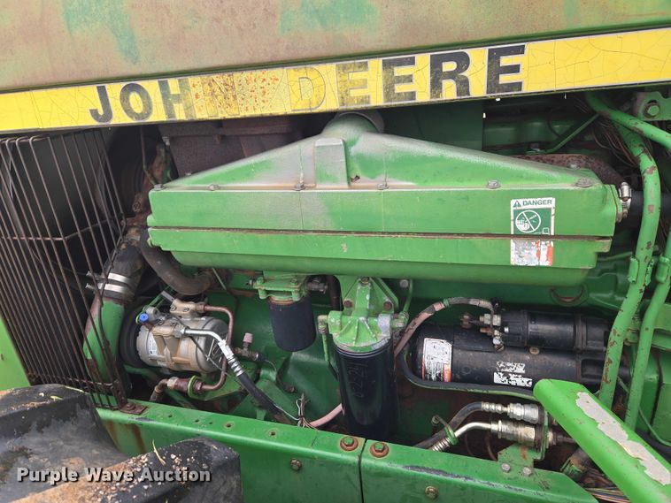 image for item ER1088 1984 John Deere 8650 4WD tractor