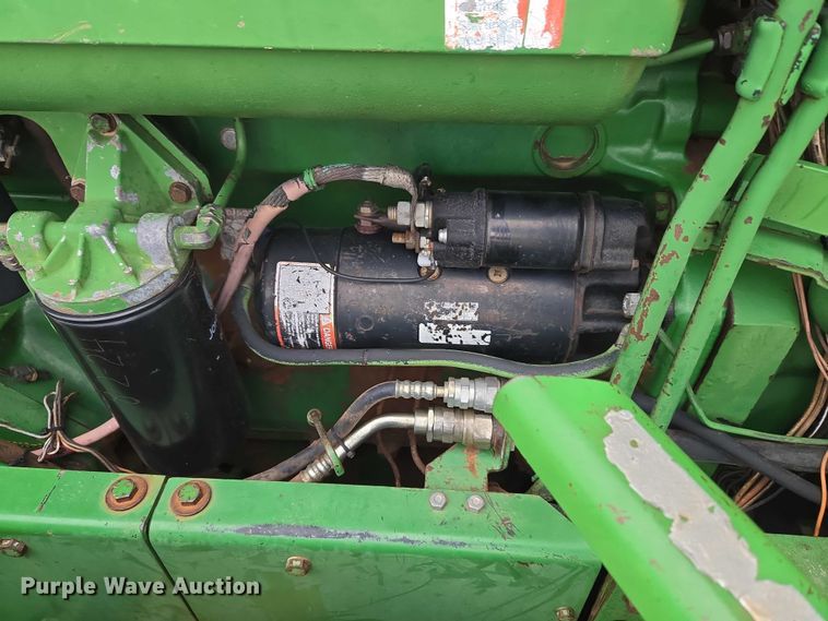 image for item ER1088 1984 John Deere 8650 4WD tractor