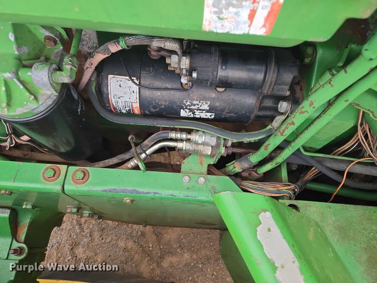 image for item ER1088 1984 John Deere 8650 4WD tractor
