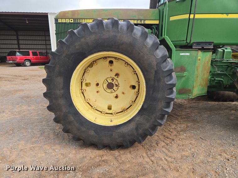 image for item ER1088 1984 John Deere 8650 4WD tractor