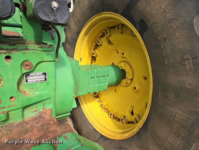 image for item ER1088 1984 John Deere 8650 4WD tractor