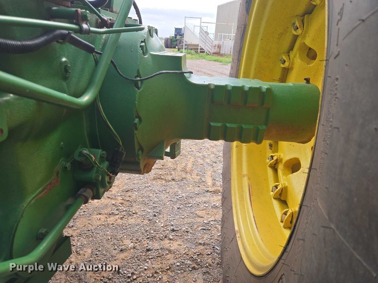 image for item ER1088 1984 John Deere 8650 4WD tractor