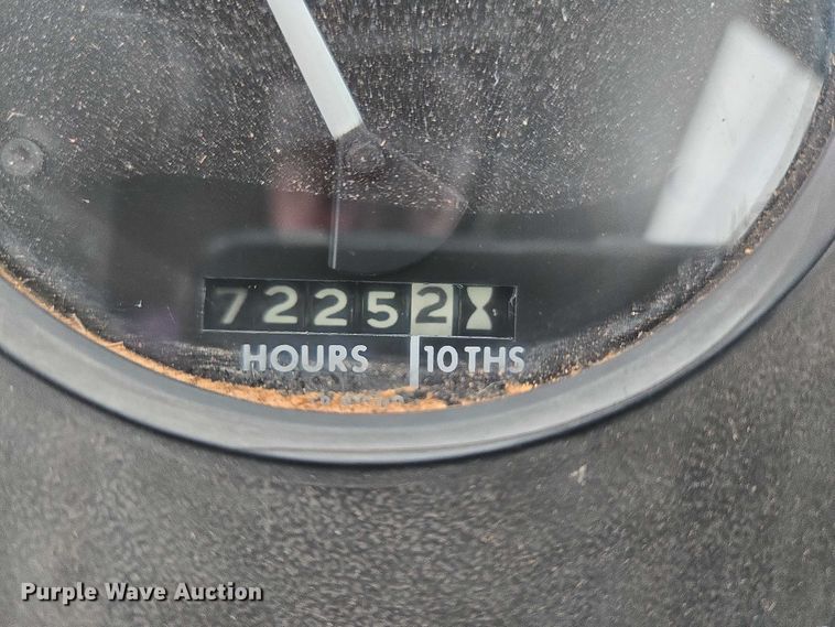 image for item ER1089 1982 John Deere 8640 4WD tractor