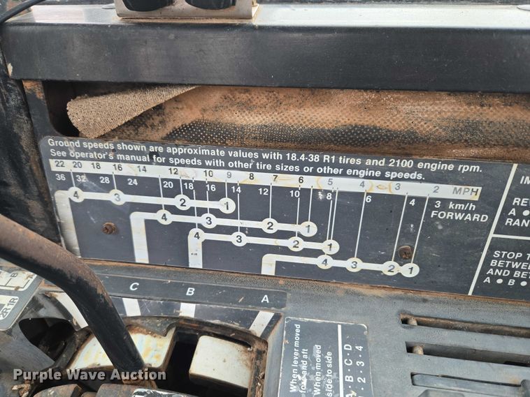 image for item ER1089 1982 John Deere 8640 4WD tractor