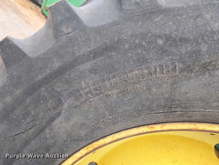 image for item ER1089 1982 John Deere 8640 4WD tractor