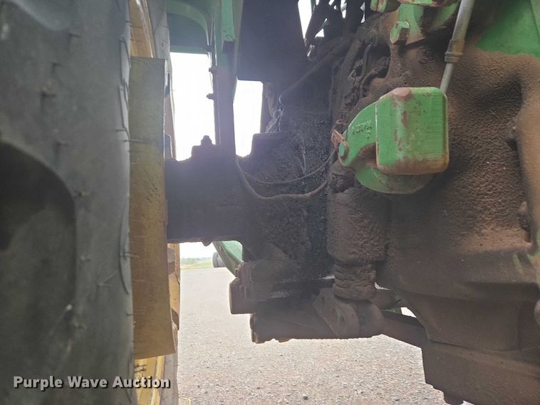 image for item ER1089 1982 John Deere 8640 4WD tractor