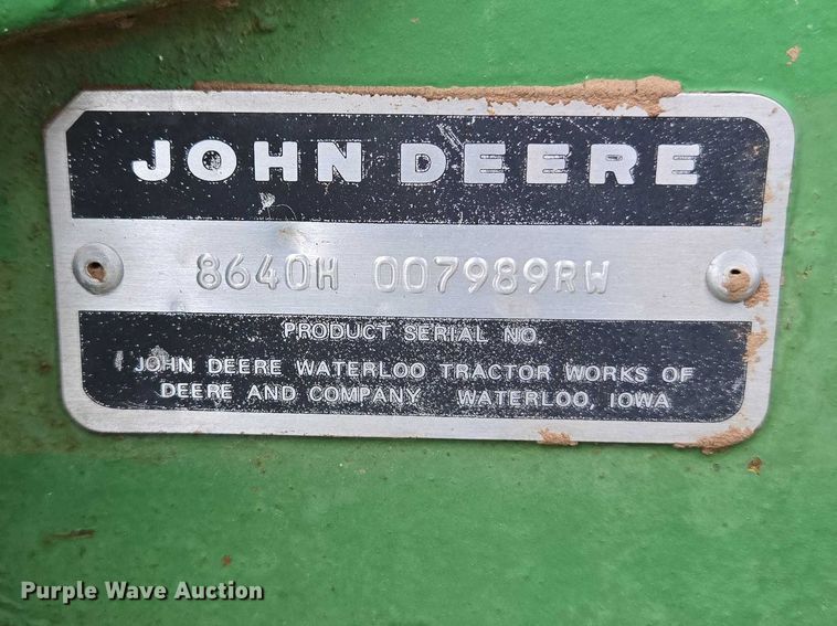 image for item ER1089 1982 John Deere 8640 4WD tractor