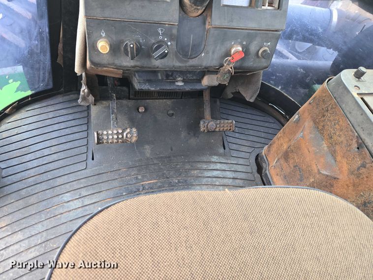 image for item ER1090 John Deere 8970 4WD tractor