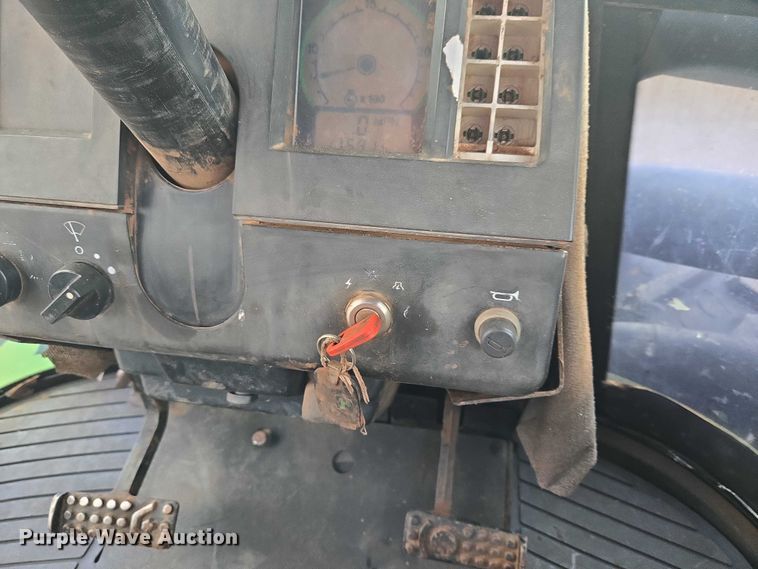 image for item ER1090 John Deere 8970 4WD tractor