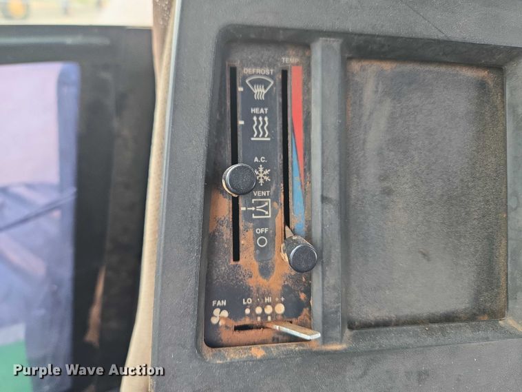 image for item ER1090 John Deere 8970 4WD tractor