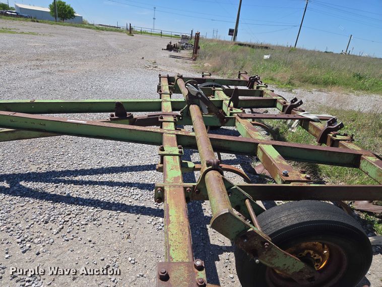 image for item ET5093 John Deere field cultivator