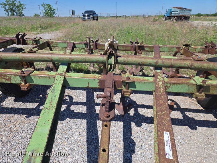 image for item ET5093 John Deere field cultivator
