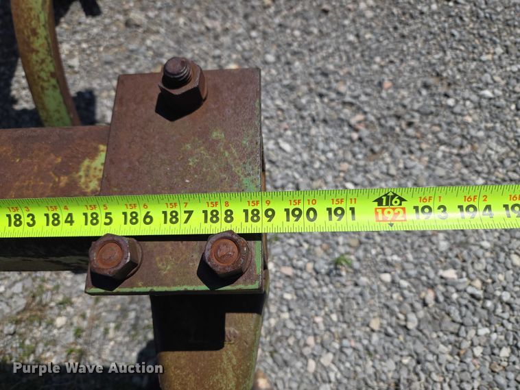 image for item ET5093 John Deere field cultivator