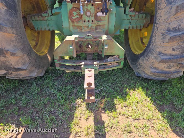 image for item ET5094 1979 John Deere 8440 4WD tractor