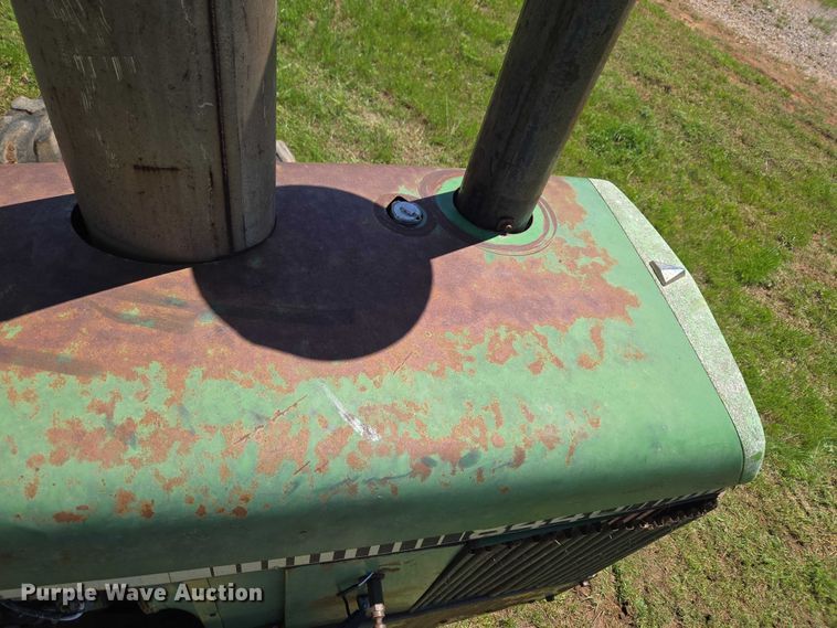 image for item ET5094 1979 John Deere 8440 4WD tractor